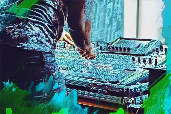 Mixing in Mono: Should You Go for It?