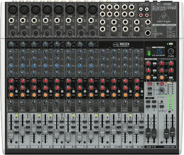 Behringer Xenyx X2222USB