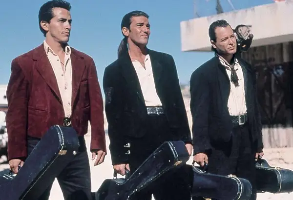 Cancion del Mariachi - Antonio Banderas