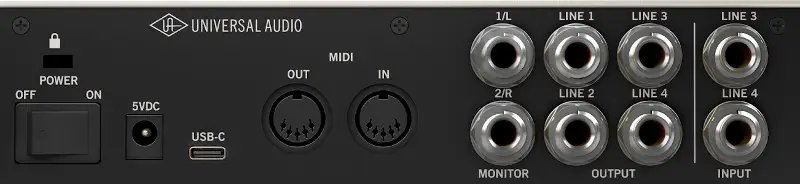 connent hoofdtelefoons en studiomonitoren