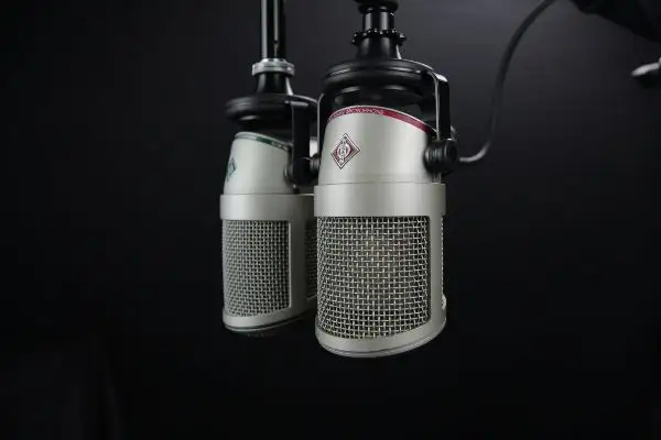 editar voces
