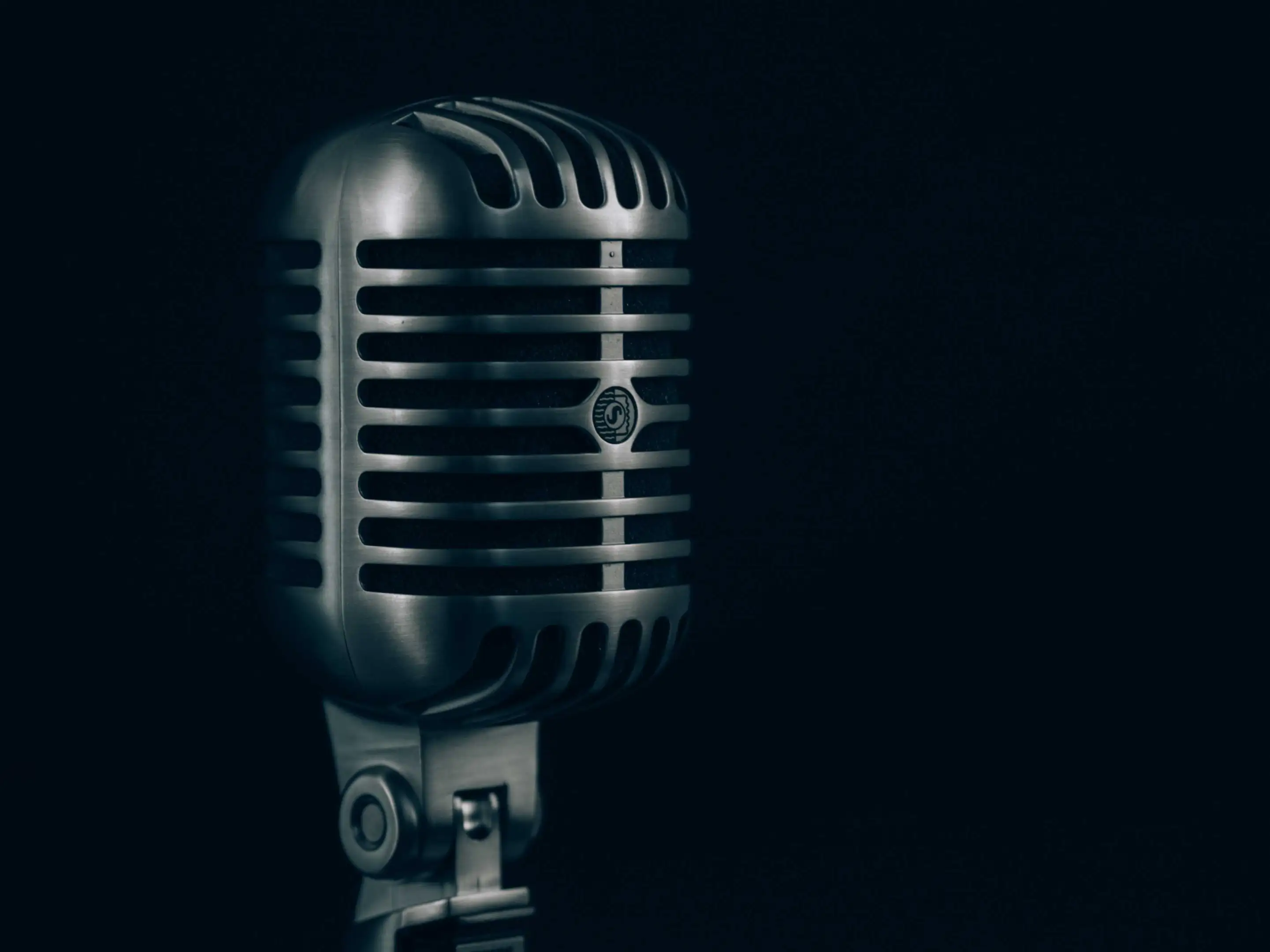 Fotoğraf: Claus Grünstäudl on Unsplash