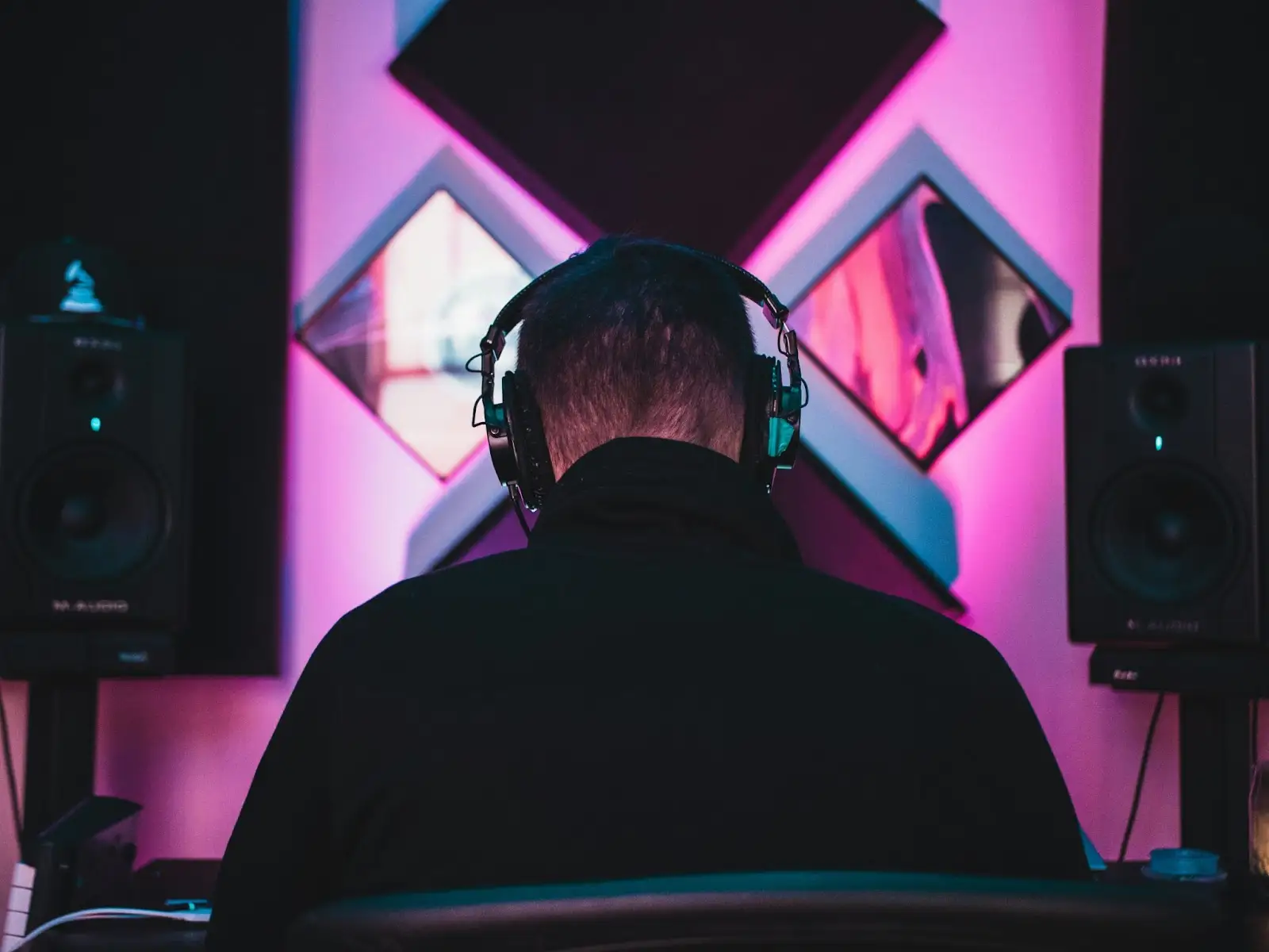 写真:Tanner Boriack on Unsplash